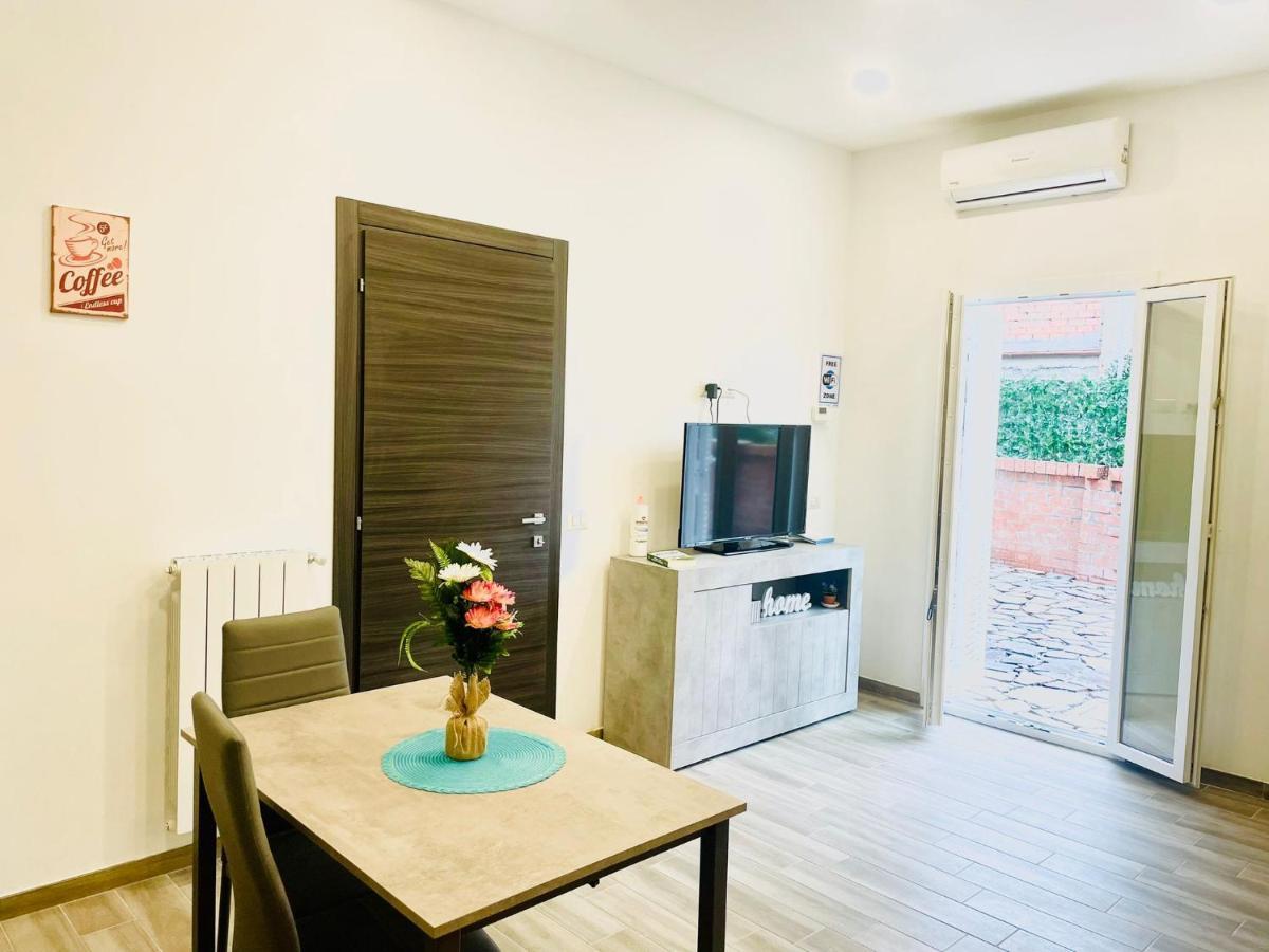 Holiday Home Roma Lacasadivalentina Bagian luar foto