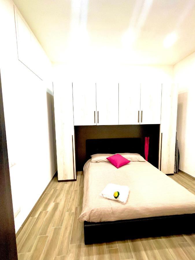 Holiday Home Roma Lacasadivalentina Bagian luar foto