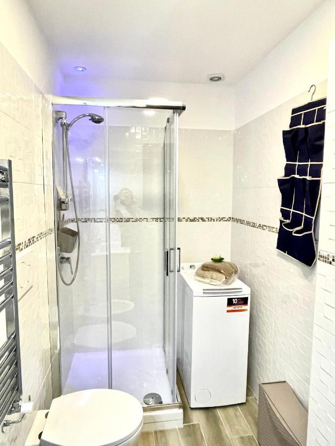 Holiday Home Roma Lacasadivalentina Bagian luar foto